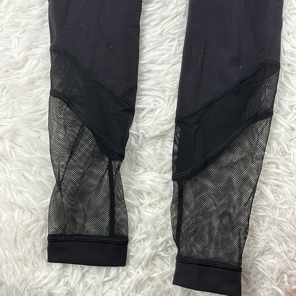 Lululemon Forget The Sweat Tight *25" Black (First Release) - Picture 4 of 11